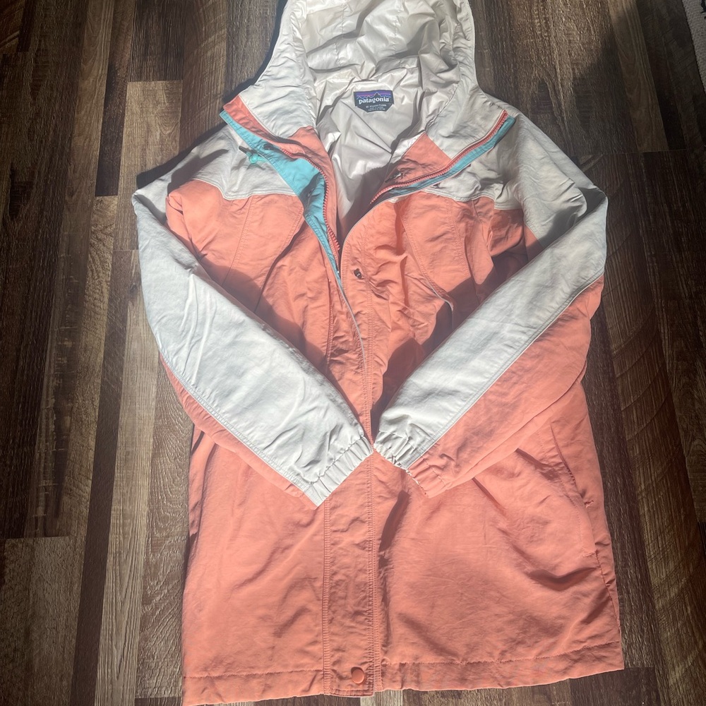 Patagonia Coral and White Jacket